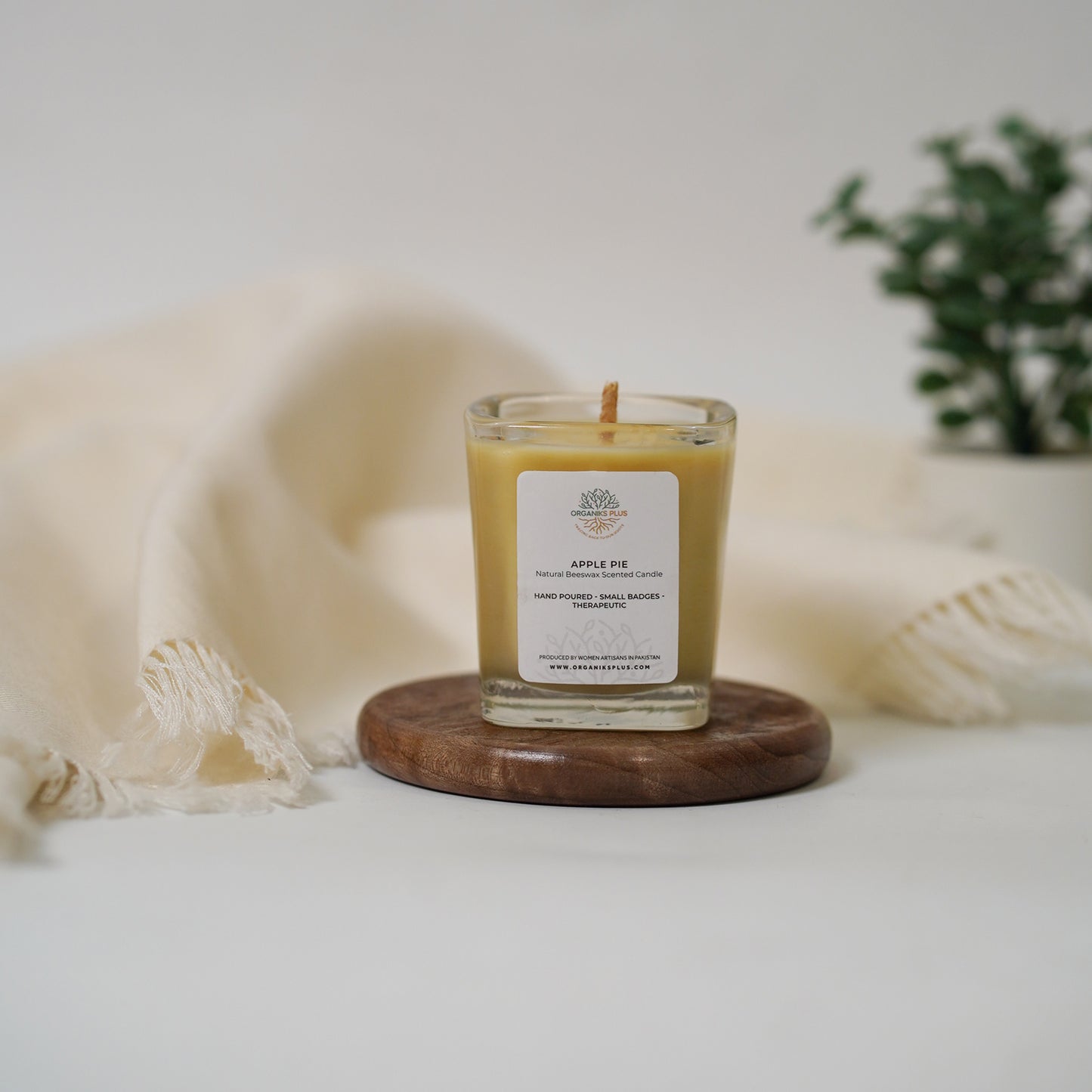 Beeswax Scented Candle - Apple Pie