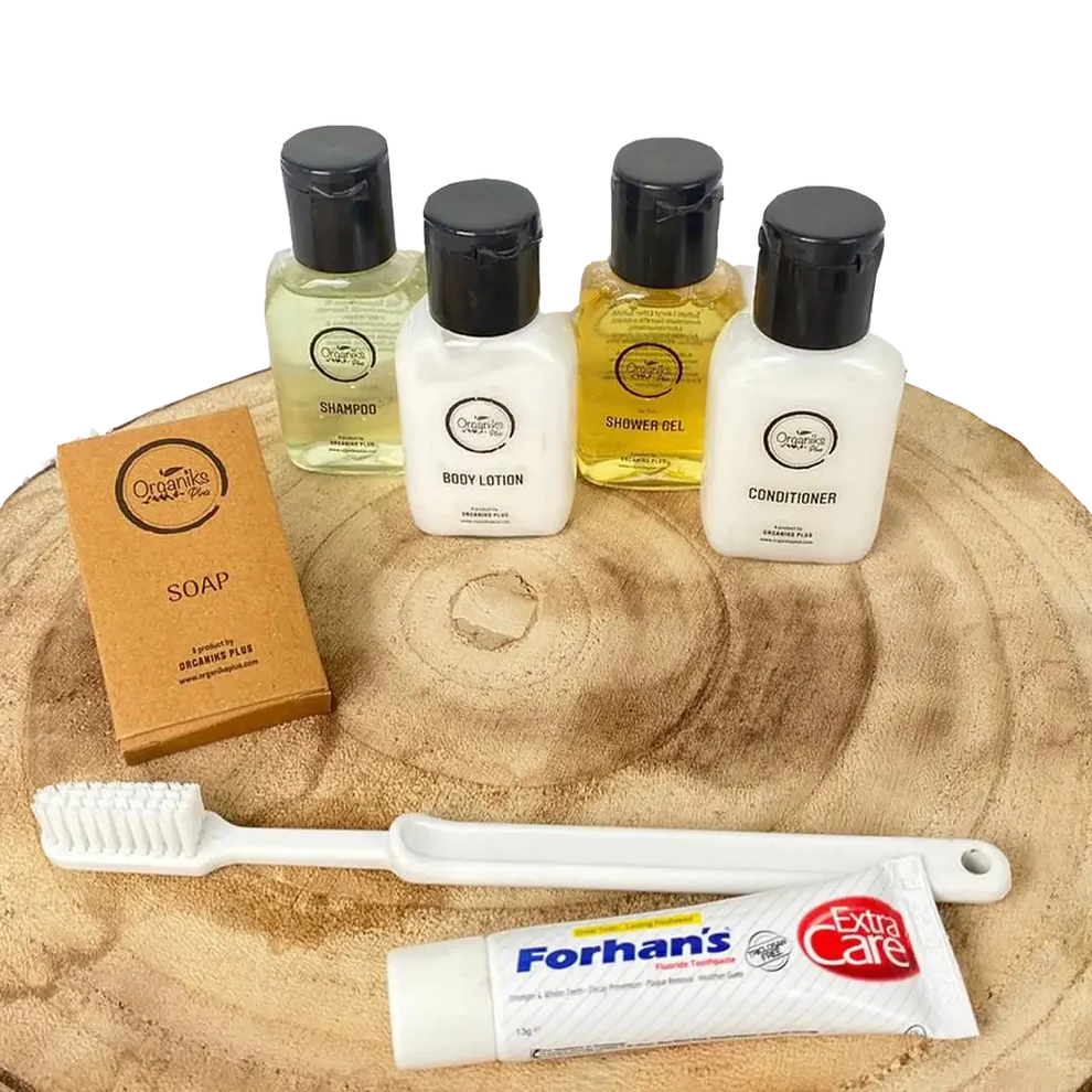 Organiks Plus Travel Kit – 4×40ml natural travel toiletries set – compact leak-proof zipper pouch for flights and Umrah.